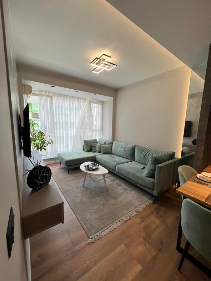 Aia Suites & Apartments Tirana Zewnętrze zdjęcie