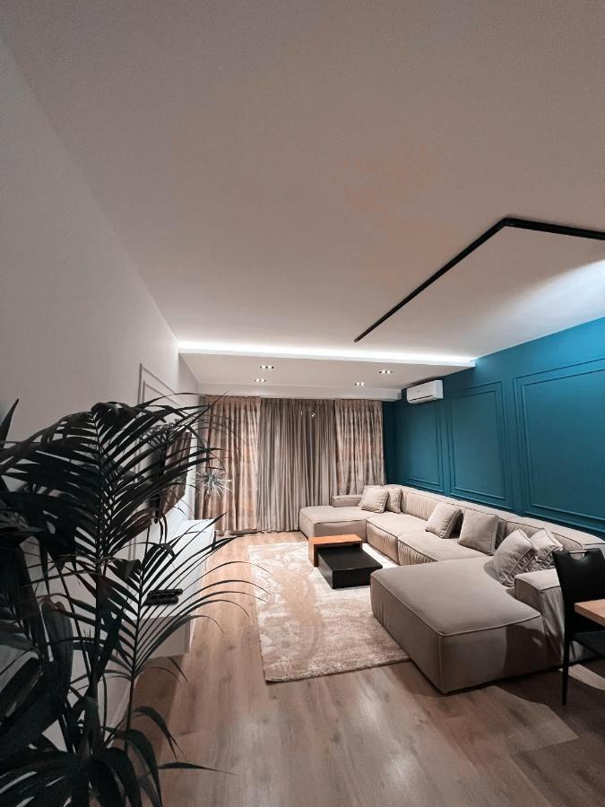 Aia Suites & Apartments Tirana Zewnętrze zdjęcie