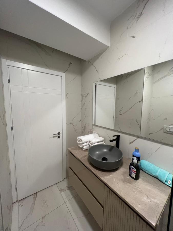 Aia Suites & Apartments Tirana Zewnętrze zdjęcie