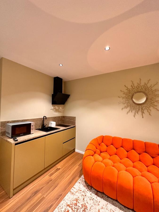 Aia Suites & Apartments Tirana Zewnętrze zdjęcie