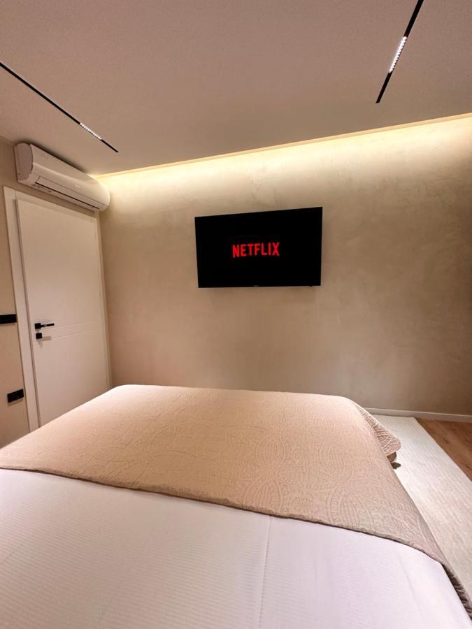 Aia Suites & Apartments Tirana Zewnętrze zdjęcie