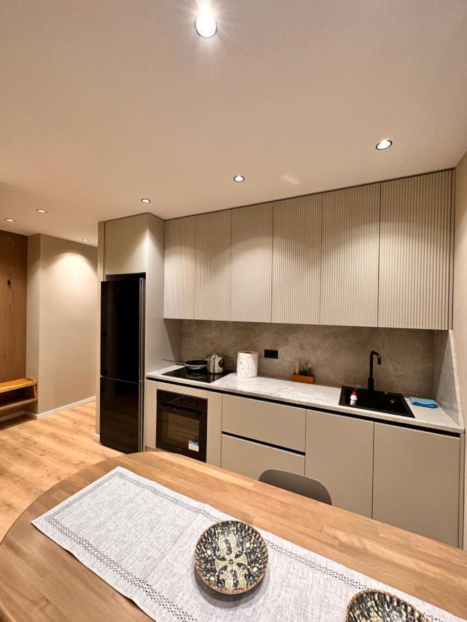 Aia Suites & Apartments Tirana Zewnętrze zdjęcie