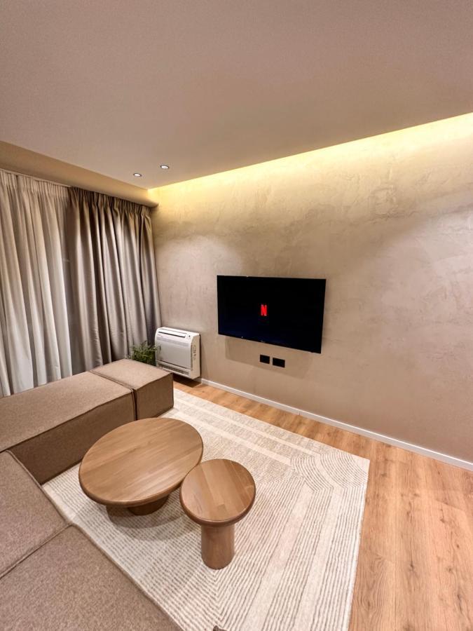 Aia Suites & Apartments Tirana Zewnętrze zdjęcie