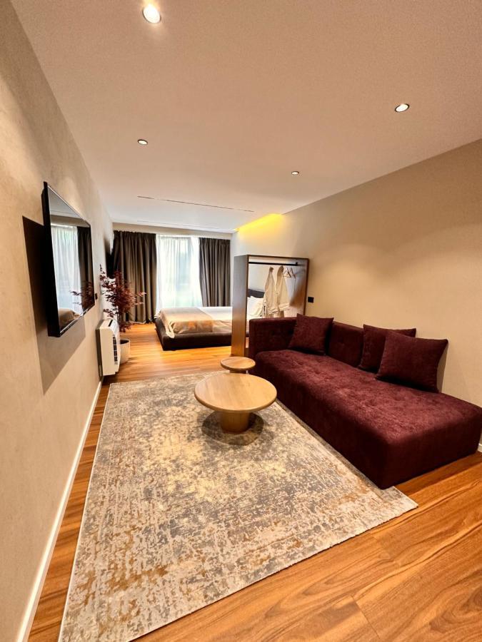 Aia Suites & Apartments Tirana Zewnętrze zdjęcie