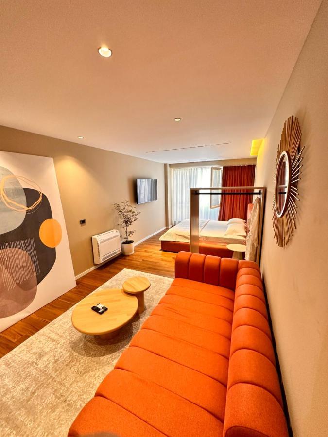 Aia Suites & Apartments Tirana Zewnętrze zdjęcie