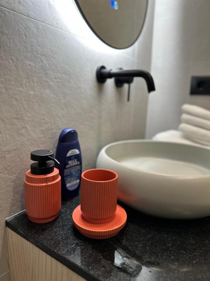 Aia Suites & Apartments Tirana Zewnętrze zdjęcie