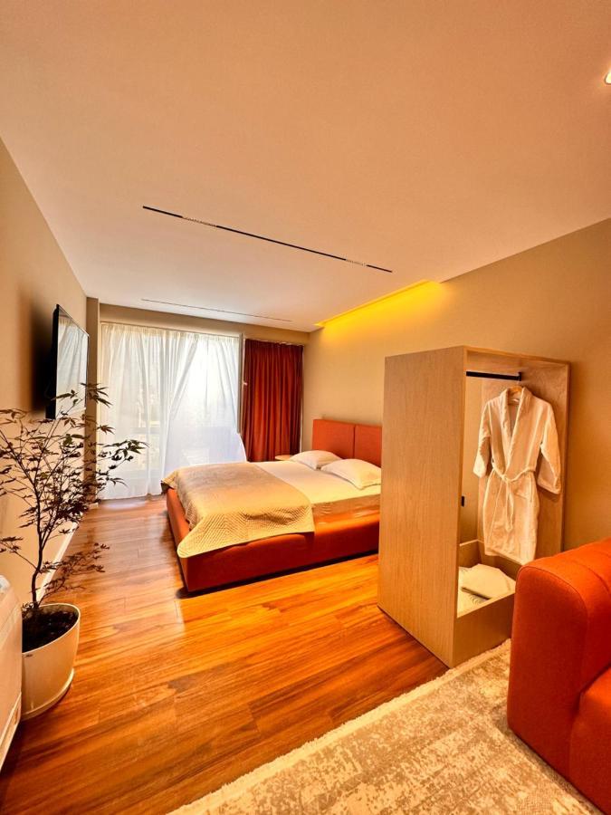 Aia Suites & Apartments Tirana Zewnętrze zdjęcie
